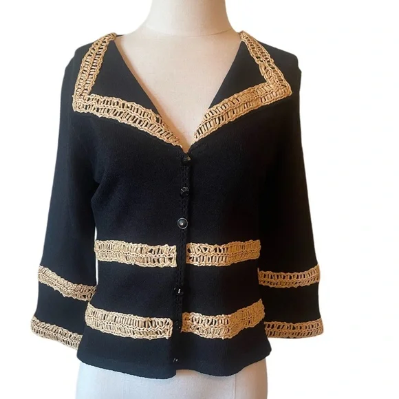 Vintage Black & gold crochet cardigan sweater 3/4 sleeves metallic unique button - Picture 3 of 9